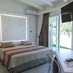 Hotel Limone 4*