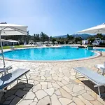 Hotel Limone 4*