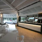 Limone Hotel