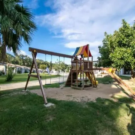 Limone Hotel Castiadas