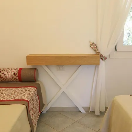 Limone Hotel Castiadas