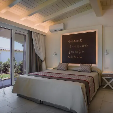Hotel Limone 4*