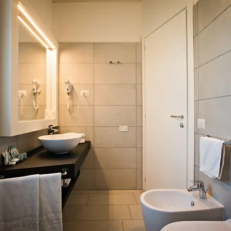 Limone ホテル カスティアーダス