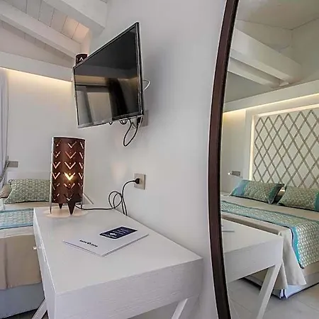 Hotel Limone 4*