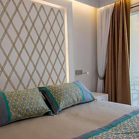 Limone Otel 4*