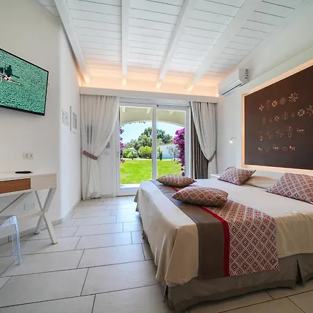Limone Hotel
