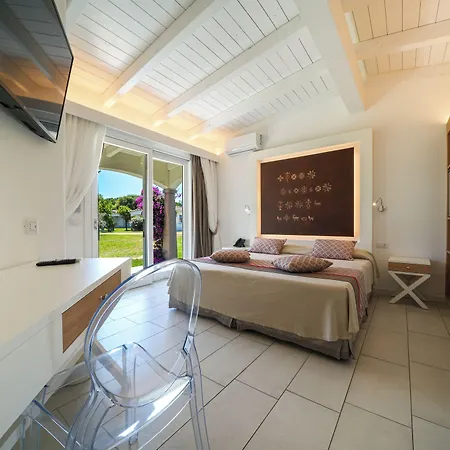 Limone Hotel 4*