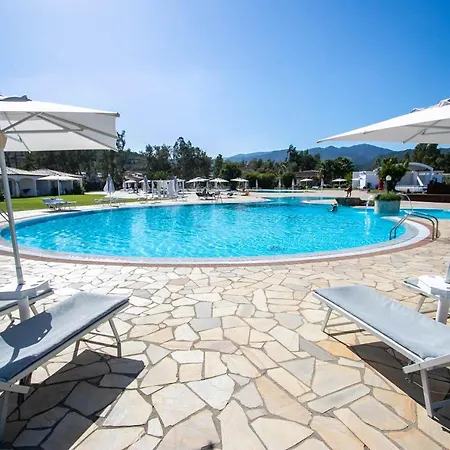 Hotel Limone 4*