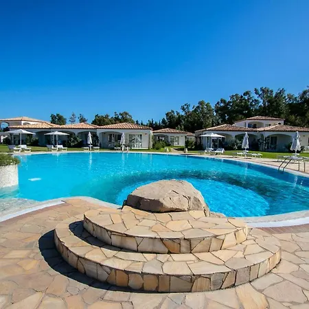 Hotel Limone 4*