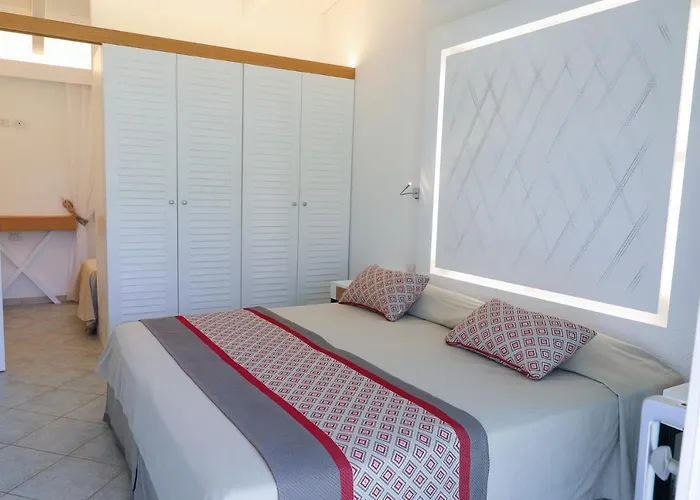 Limone Szálloda Castiadas